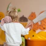 AUKLĖTOJOS rūpestingos, švelnios ir mylinčios